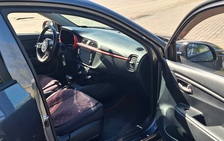 KIA Rio IV, 2021 год, 1 750 000 рублей, 5 фотография