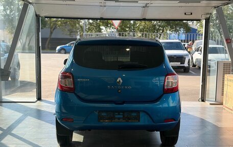 Renault Sandero II рестайлинг, 2015 год, 749 000 рублей, 4 фотография