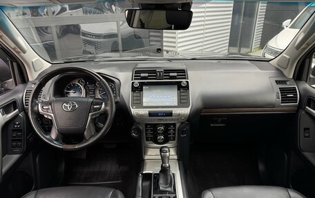 Toyota Land Cruiser Prado 150 рестайлинг 2, 2018 год, 5 490 000 рублей, 13 фотография
