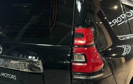 Toyota Land Cruiser Prado 150 рестайлинг 2, 2018 год, 5 490 000 рублей, 10 фотография