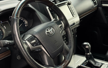 Toyota Land Cruiser Prado 150 рестайлинг 2, 2018 год, 5 490 000 рублей, 24 фотография