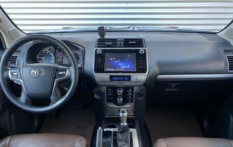 Toyota Land Cruiser Prado 150 рестайлинг 2, 2019 год, 5 350 000 рублей, 15 фотография