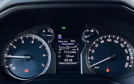 Toyota Land Cruiser Prado 150 рестайлинг 2, 2019 год, 5 350 000 рублей, 25 фотография