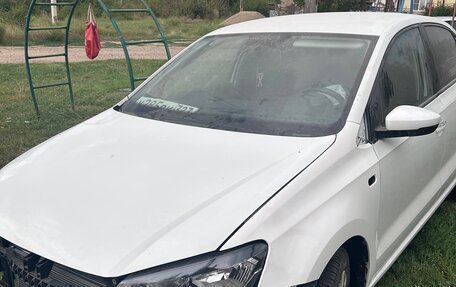 Volkswagen Polo VI (EU Market), 2018 год, 920 000 рублей, 2 фотография