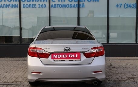 Toyota Camry, 2012 год, 1 659 000 рублей, 4 фотография