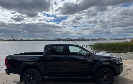 Toyota Hilux VIII, 2021 год, 4 749 000 рублей, 2 фотография