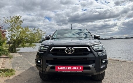 Toyota Hilux VIII, 2021 год, 4 749 000 рублей, 8 фотография