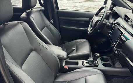 Toyota Hilux VIII, 2021 год, 4 749 000 рублей, 18 фотография