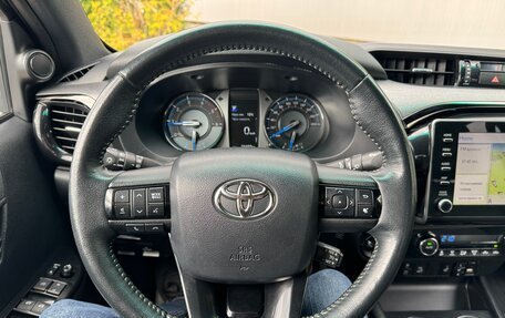 Toyota Hilux VIII, 2021 год, 4 749 000 рублей, 20 фотография