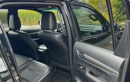 Toyota Hilux VIII, 2021 год, 4 749 000 рублей, 15 фотография