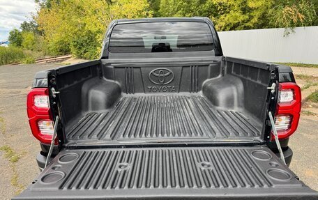 Toyota Hilux VIII, 2021 год, 4 749 000 рублей, 28 фотография