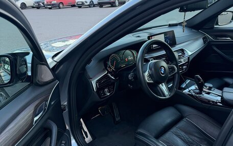 BMW 5 серия, 2017 год, 3 530 000 рублей, 11 фотография