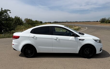 KIA Rio III рестайлинг, 2017 год, 820 000 рублей, 4 фотография