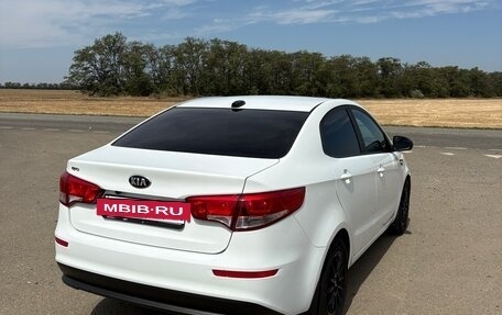 KIA Rio III рестайлинг, 2017 год, 820 000 рублей, 5 фотография