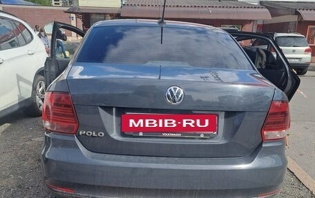 Volkswagen Polo VI (EU Market), 2017 год, 1 100 000 рублей, 3 фотография