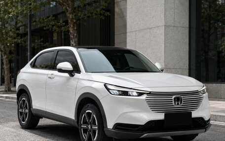 Honda Vezel, 2023 год, 1 850 000 рублей, 2 фотография