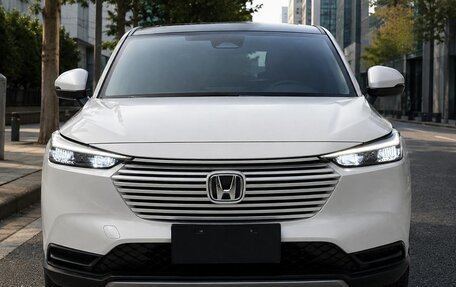 Honda Vezel, 2023 год, 1 850 000 рублей, 3 фотография