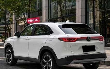 Honda Vezel, 2023 год, 1 850 000 рублей, 4 фотография