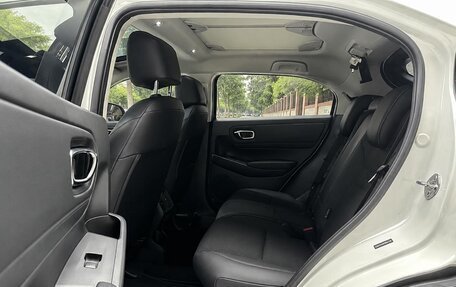 Honda Vezel, 2023 год, 1 850 000 рублей, 10 фотография