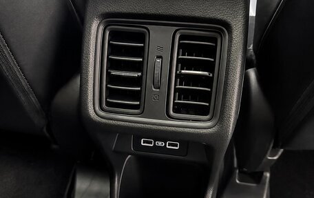 Honda Vezel, 2023 год, 1 850 000 рублей, 18 фотография