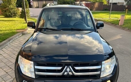 Mitsubishi Pajero IV, 2008 год, 1 565 000 рублей, 3 фотография