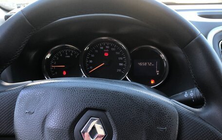 Renault Logan II, 2018 год, 500 000 рублей, 6 фотография