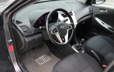 Hyundai Solaris II рестайлинг, 2012 год, 679 000 рублей, 9 фотография