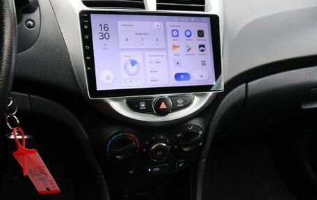 Hyundai Solaris II рестайлинг, 2012 год, 679 000 рублей, 11 фотография