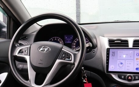 Hyundai Solaris II рестайлинг, 2012 год, 679 000 рублей, 19 фотография