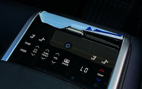 Toyota Camry, 2023 год, 3 680 000 рублей, 13 фотография