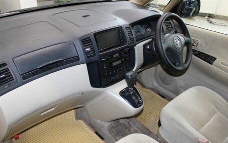 Toyota Corolla Spacio II, 2005 год, 557 000 рублей, 11 фотография