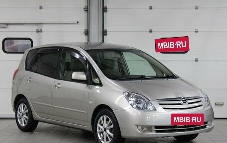 Toyota Corolla Spacio II, 2005 год, 557 000 рублей, 3 фотография