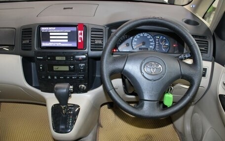 Toyota Corolla Spacio II, 2005 год, 557 000 рублей, 17 фотография