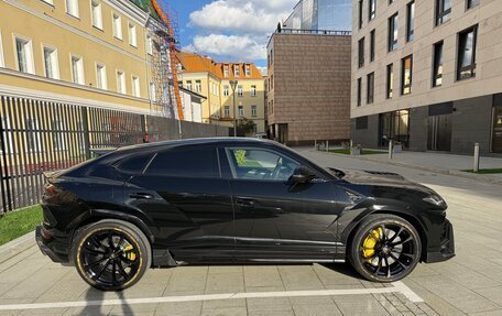 Lamborghini Urus I, 2019 год, 24 000 000 рублей, 2 фотография