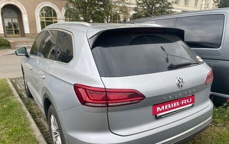 Volkswagen Touareg III, 2018 год, 4 600 000 рублей, 5 фотография