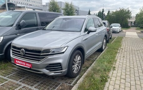Volkswagen Touareg III, 2018 год, 4 600 000 рублей, 7 фотография