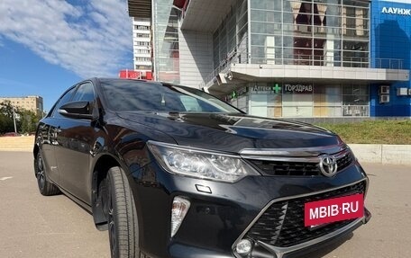 Toyota Camry, 2017 год, 2 500 000 рублей, 5 фотография