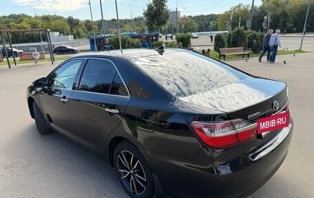 Toyota Camry, 2017 год, 2 500 000 рублей, 17 фотография