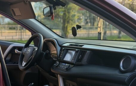 Toyota RAV4, 2017 год, 2 350 000 рублей, 14 фотография