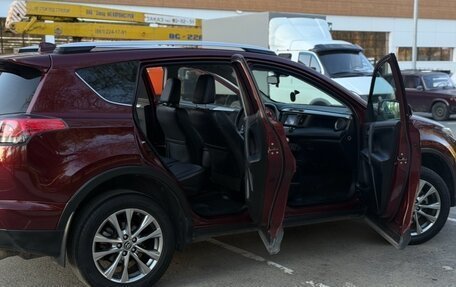 Toyota RAV4, 2017 год, 2 350 000 рублей, 15 фотография