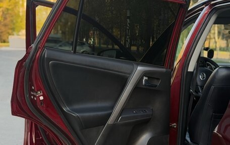 Toyota RAV4, 2017 год, 2 350 000 рублей, 19 фотография