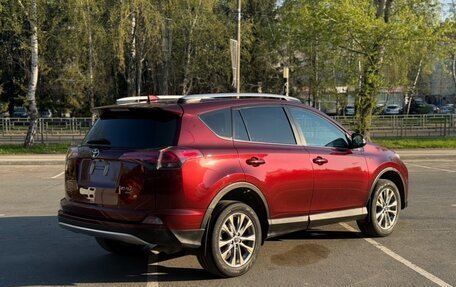 Toyota RAV4, 2017 год, 2 350 000 рублей, 21 фотография