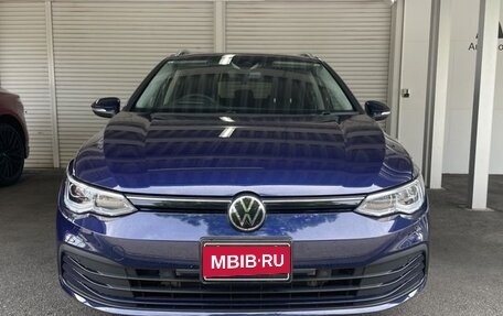 Volkswagen Golf VIII, 2023 год, 1 450 000 рублей, 3 фотография