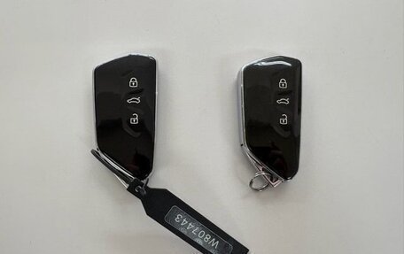 Volkswagen Golf VIII, 2023 год, 1 450 000 рублей, 25 фотография