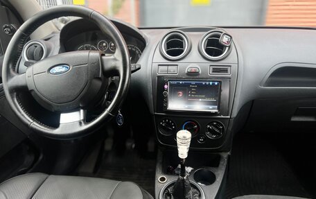 Ford Fiesta, 2007 год, 330 000 рублей, 2 фотография