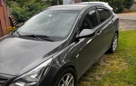 Hyundai Solaris II рестайлинг, 2014 год, 850 000 рублей, 3 фотография