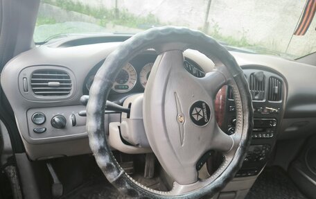 Chrysler Town & Country IV, 2000 год, 1 200 000 рублей, 10 фотография