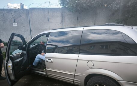 Chrysler Town & Country IV, 2000 год, 1 200 000 рублей, 20 фотография
