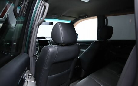Toyota Land Cruiser Prado 120 рестайлинг, 2008 год, 2 090 000 рублей, 12 фотография