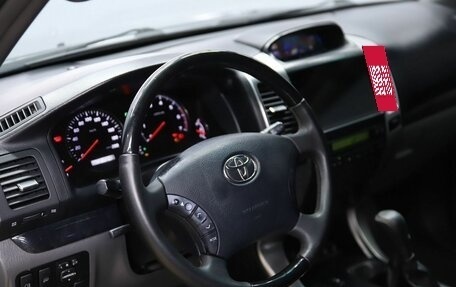 Toyota Land Cruiser Prado 120 рестайлинг, 2008 год, 2 090 000 рублей, 15 фотография